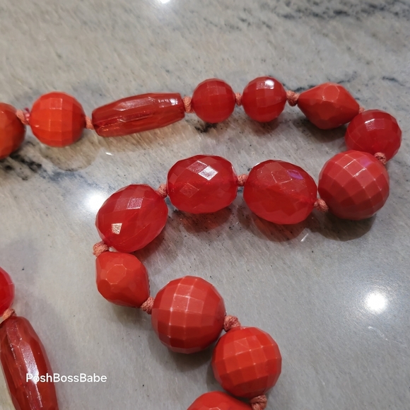 𝙇𝙖𝙧𝙜𝙚 𝙘𝙝𝙪𝙣𝙠𝙮 𝙧𝙚𝙙 𝙣𝙚𝙘𝙠𝙡𝙖𝙘𝙚 𝙝𝙖𝙣𝙙 𝙠𝙣𝙤𝙩𝙩𝙚𝙙 - Picture 9 of 9